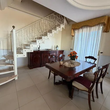Casa Del Sole דירה *